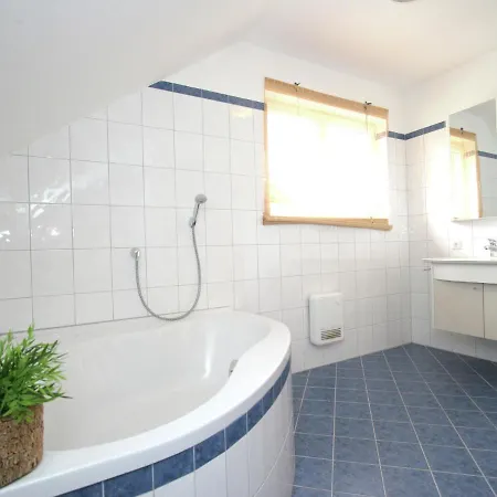 In Lungau With Sauna And Hot Tub Sankt Margarethen im Lungau