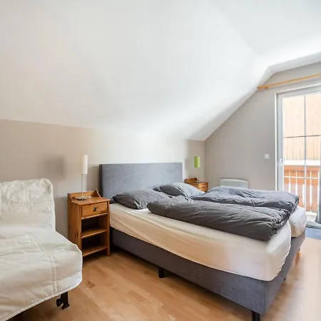 In Lungau With Sauna And Hot Tub Domek alpejski *