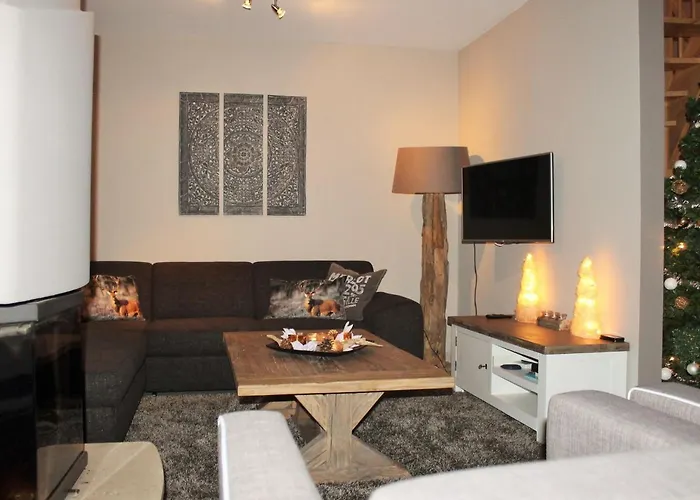 In Lungau With Sauna And Hot Tub 木屋 *