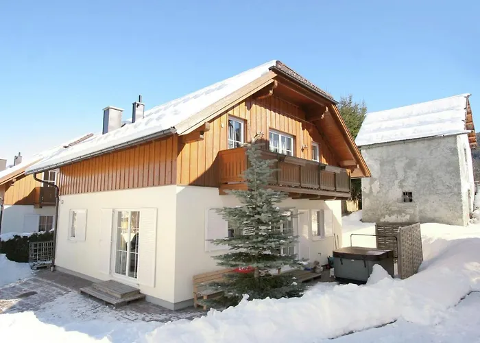 In Lungau With Sauna And Hot Tub 圣玛加里森