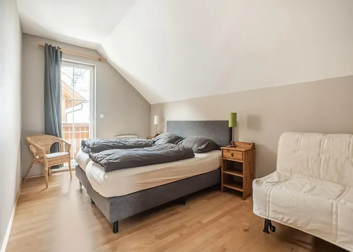 In Lungau With Sauna And Hot Tub * 圣玛加里森