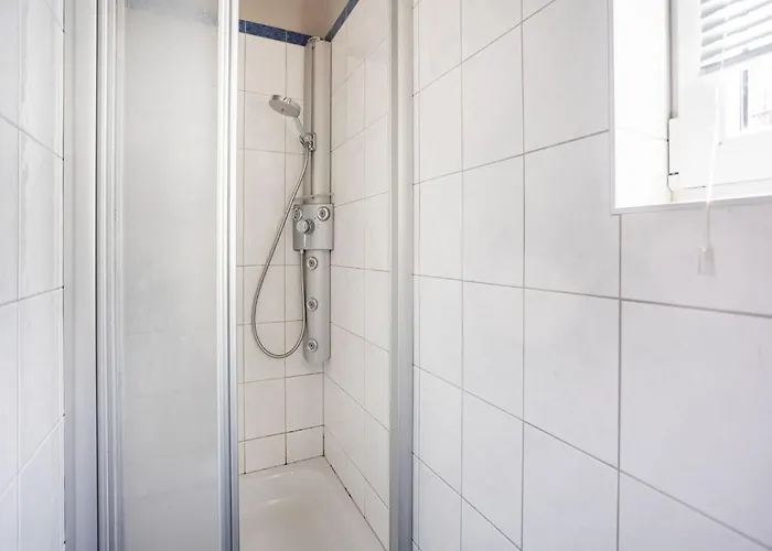 In Lungau With Sauna And Hot Tub 木屋