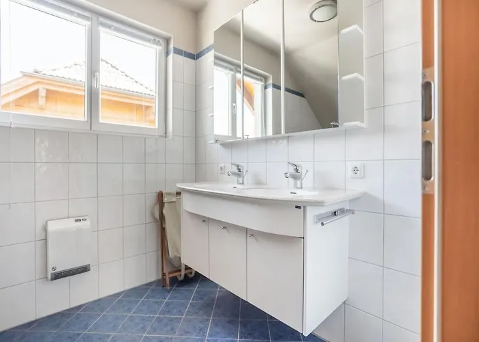 In Lungau With Sauna And Hot Tub 木屋 圣玛加里森