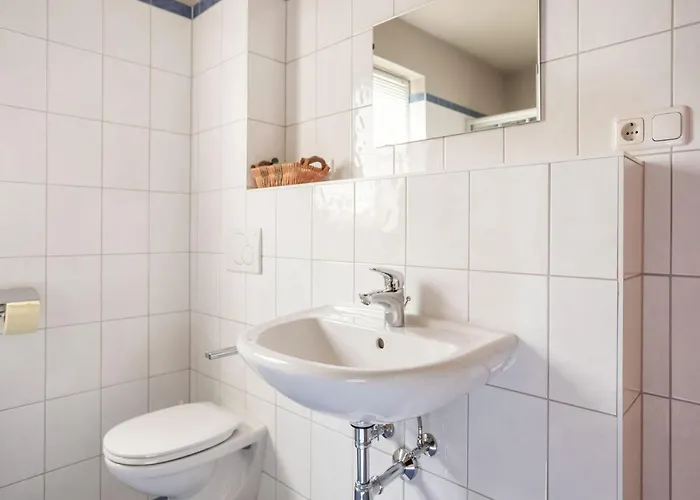 In Lungau With Sauna And Hot Tub 木屋