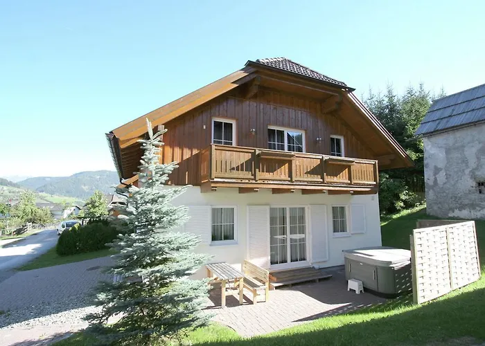 In Lungau With Sauna And Hot Tub * 圣玛加里森